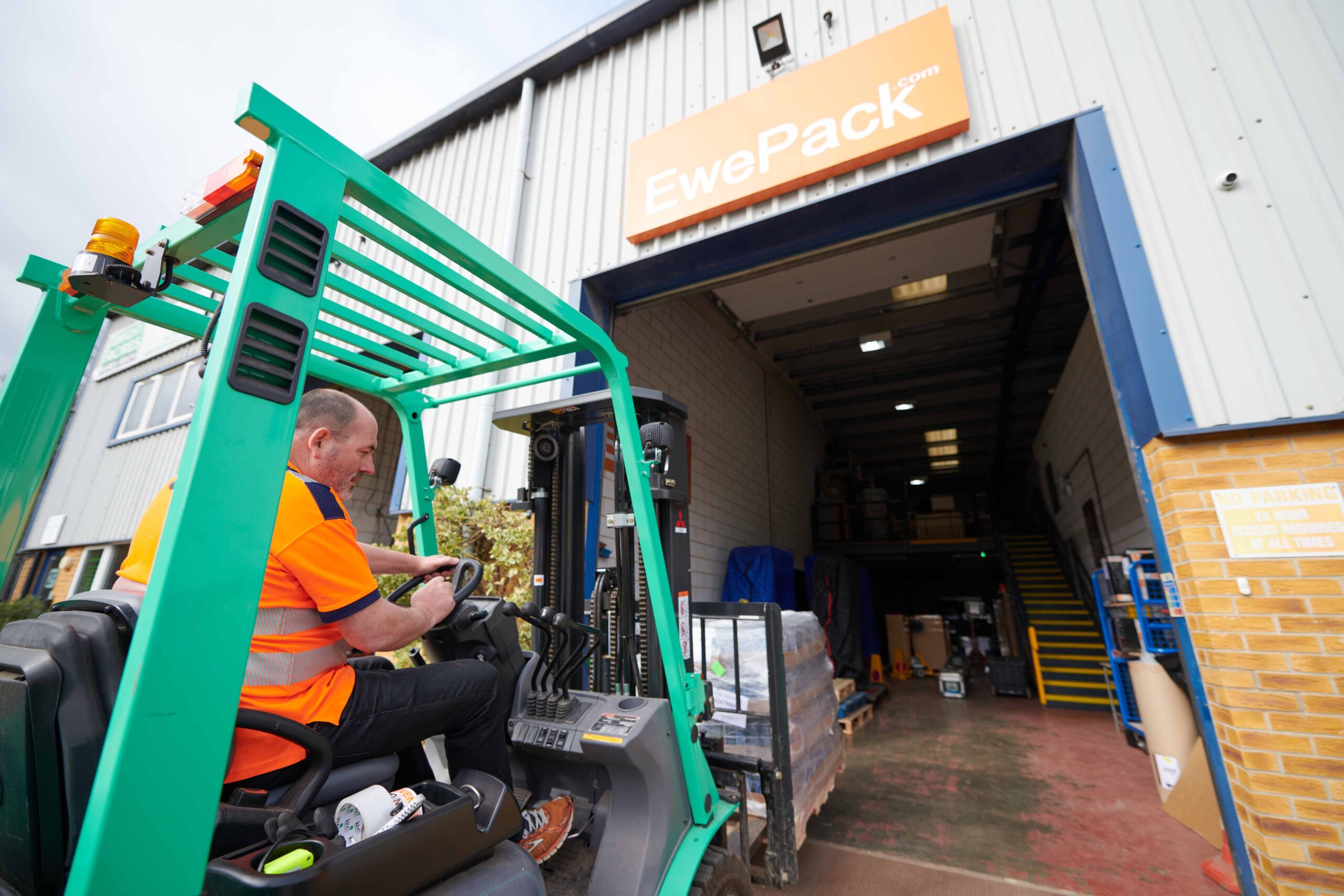 EwePack - International shipping and removals